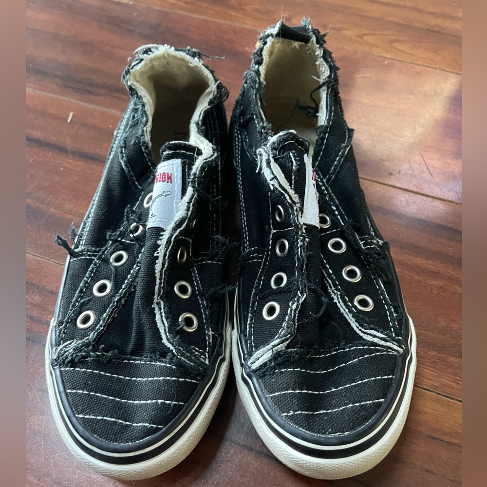 True Religion Sneakers - size 6